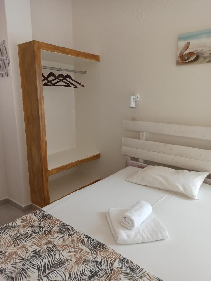 Peaceful Bay Hotell Mégas Yialós-Nítes Exteriör bild