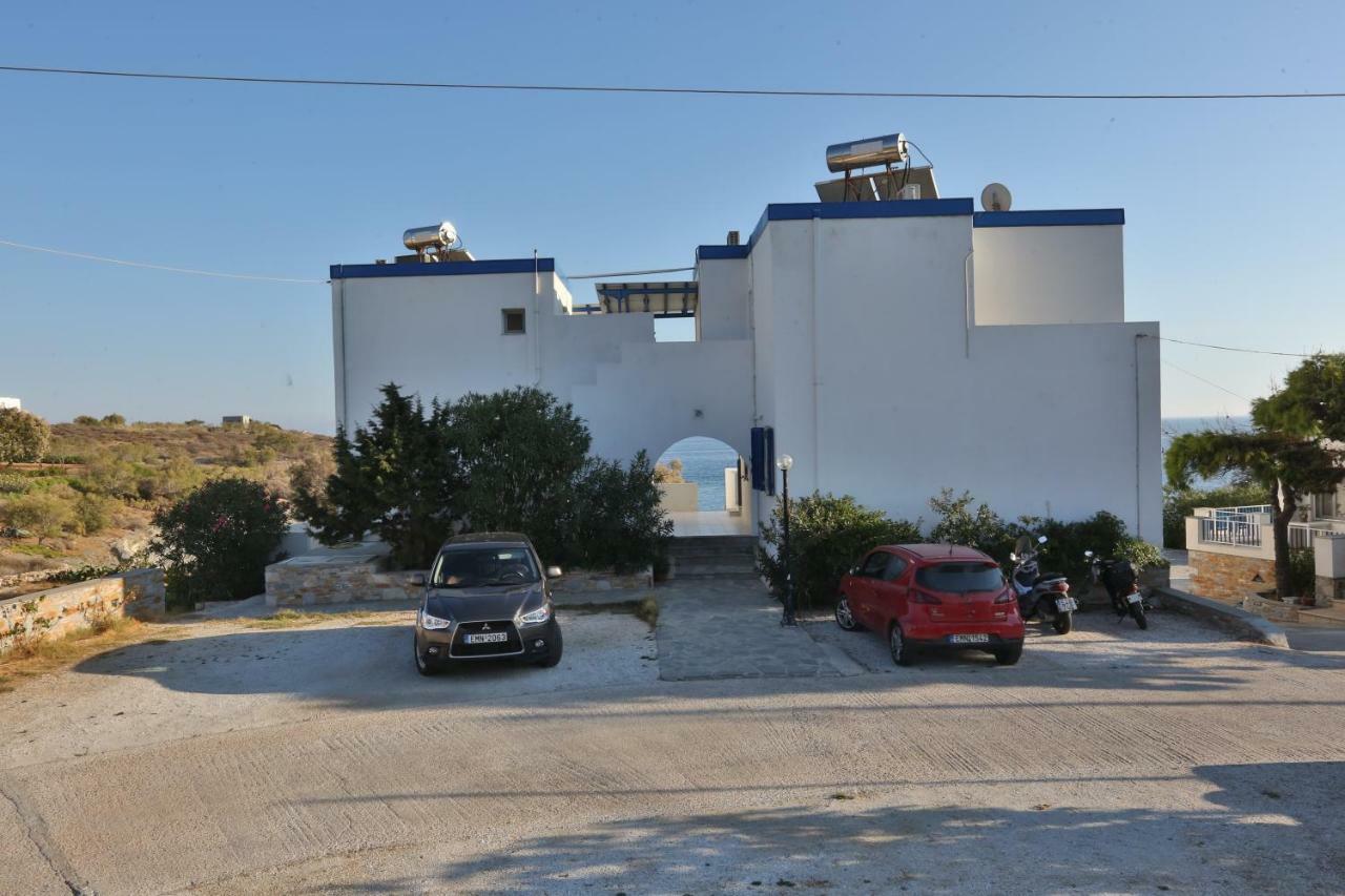 Peaceful Bay Hotell Mégas Yialós-Nítes Exteriör bild